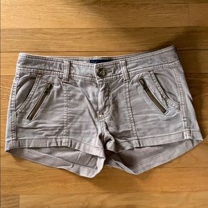 AEO khaki shorts